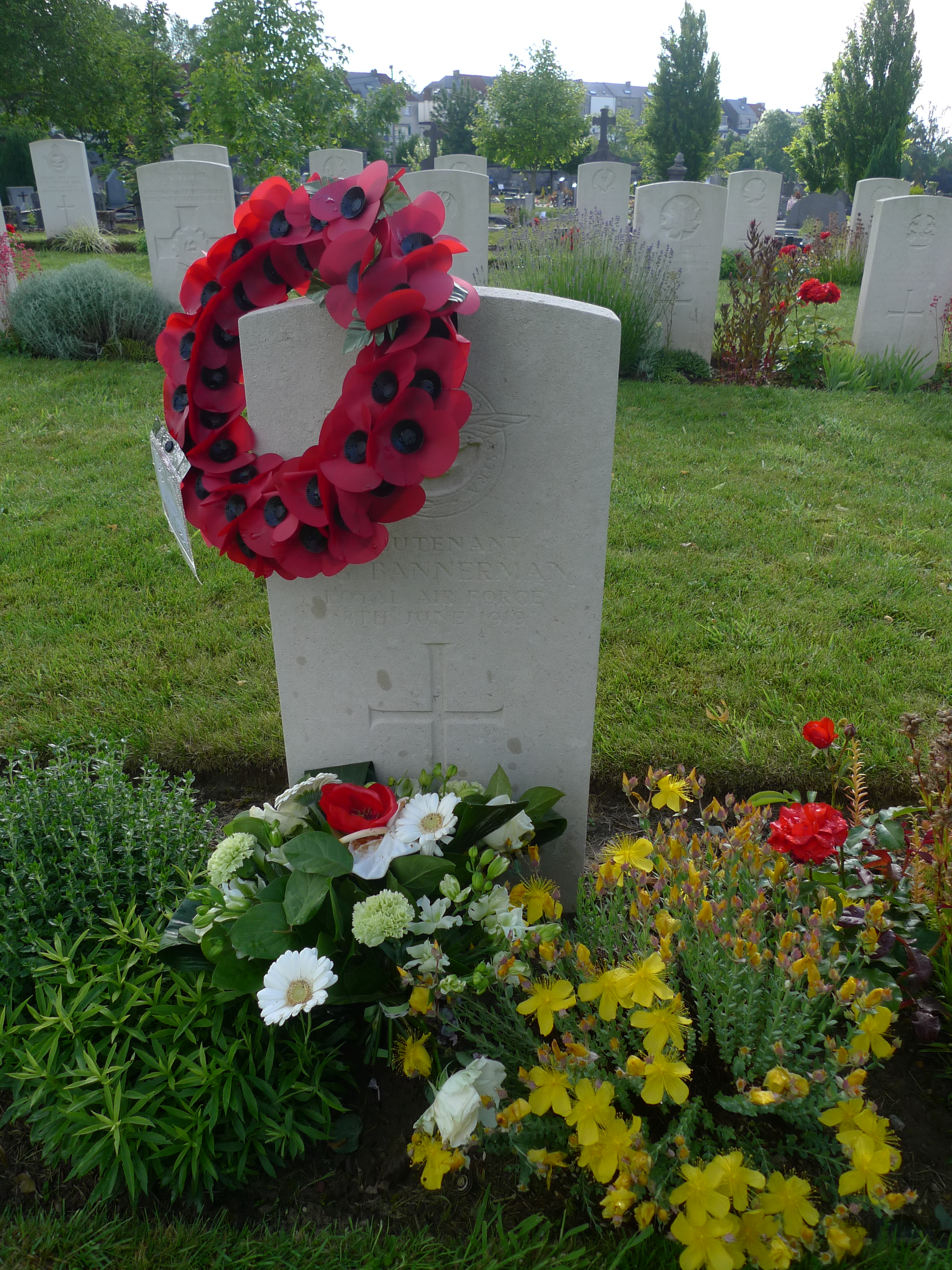 burial of Gilbert Gunn Bannerman at the Namur cemetery in Belgrade
